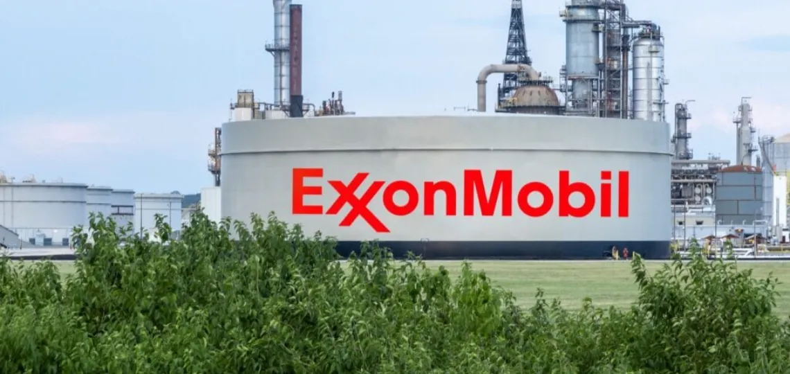 ExxonMobil réduit de $10 milliards ses ambitions dans le bas-carbone d’ici 2030