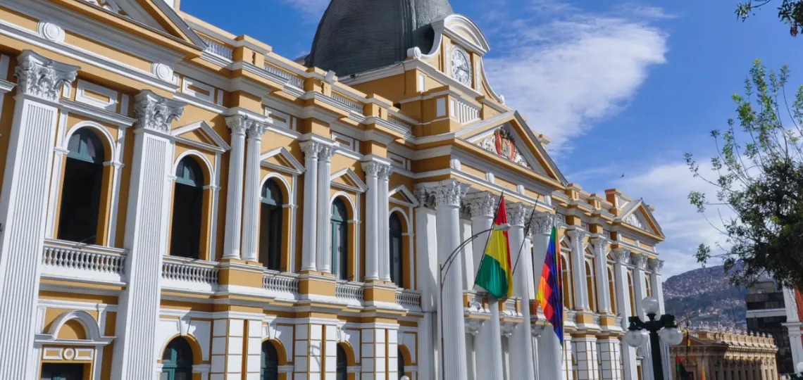 La Bolivie met fin aux subventions sur les carburants pour contenir la crise monétaire
