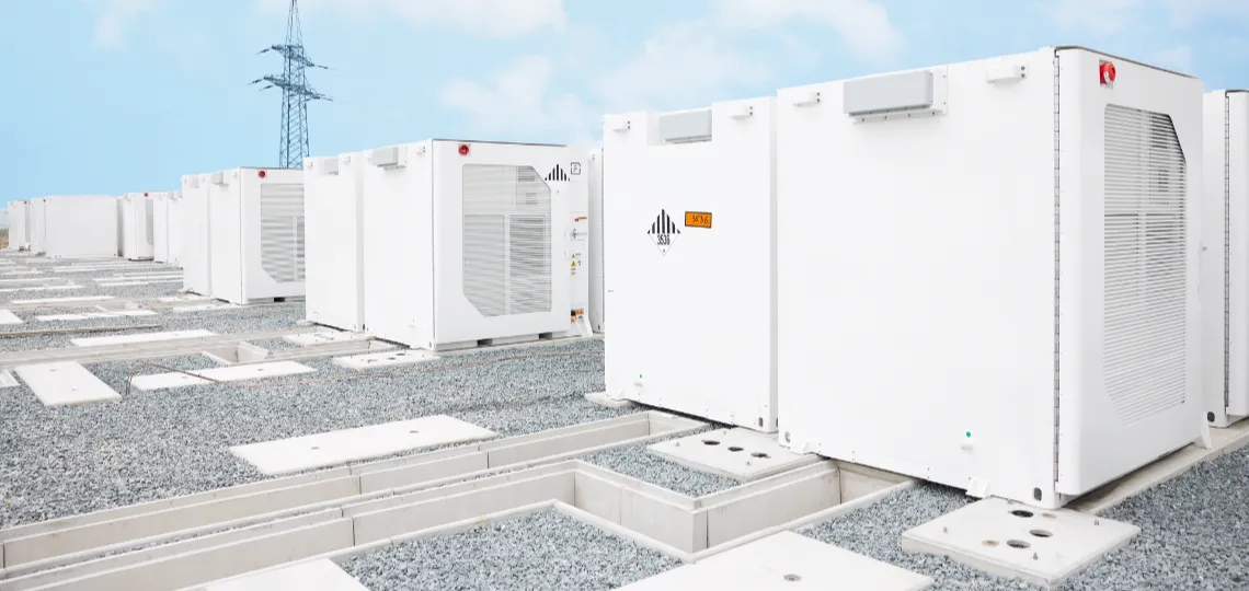 BKW et Acacia scellent un contrat décennal pour 200 MW de batteries en France