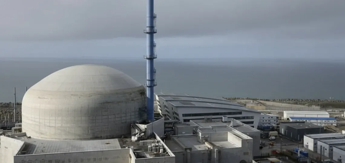 Flamanville : le sel marin de la tempête Goretti immobilise deux réacteurs jusqu’au 1er février