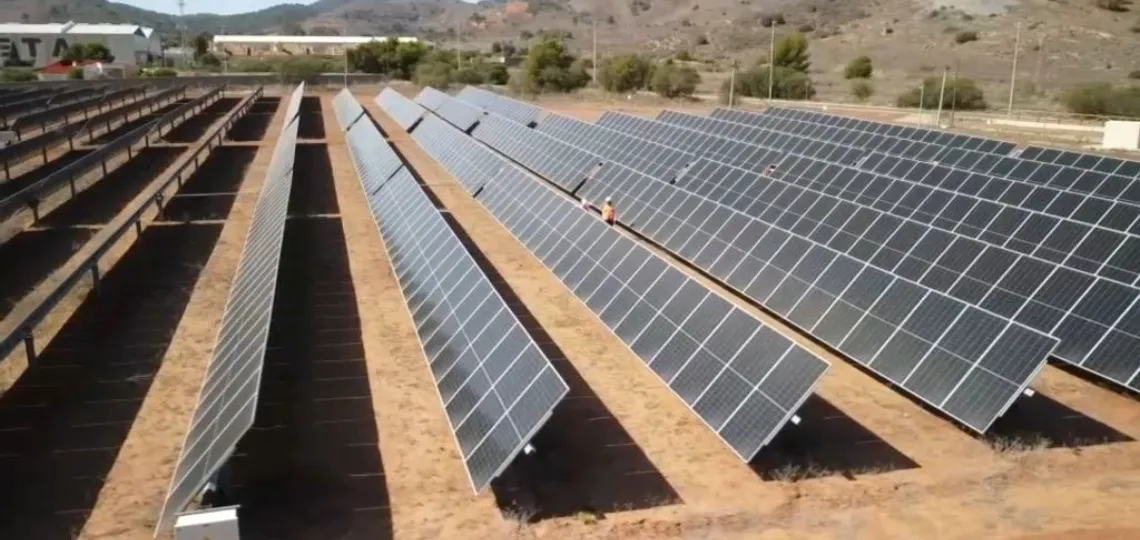 L’Algérie réceptionnera neuf centrales solaires de 1 480 MW à l’été 2026