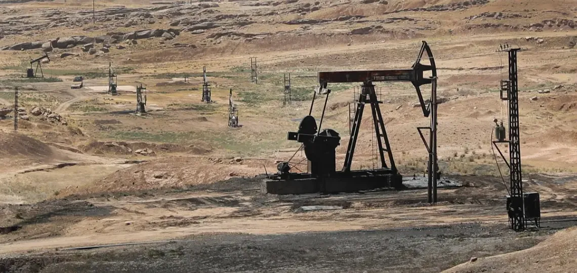Syrie : la production pétrolière et gazière devrait reprendre dès 2026 selon Wood Mackenzie
