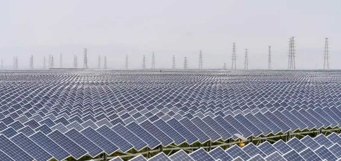 L’Inde doit mobiliser 145 Md$ par an pour sa transition énergétique malgré 2,3 TWh solaires perdus